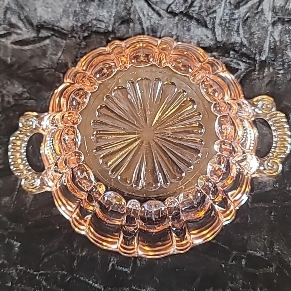 0780. Depression Glass from Anchor Hocking ~ Old Cafe Pink ~ Candy Dish ~Perfect